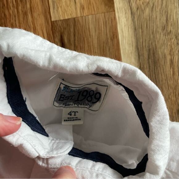 Boys White Button Up Top Short Sleeve Size 4T - Picture 2 of 5